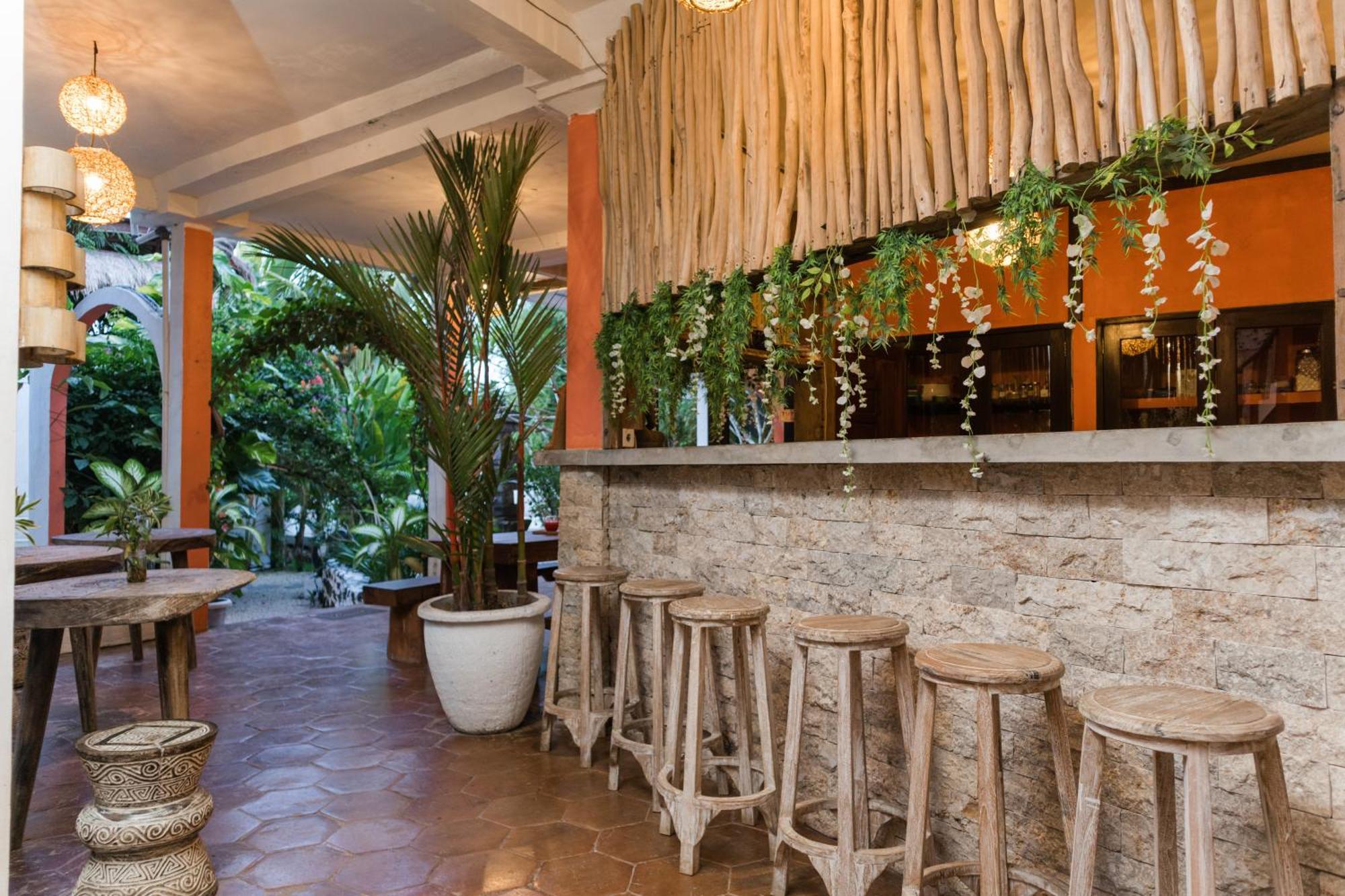 Sannyas Boutique Hotel Улувату Экстерьер фото